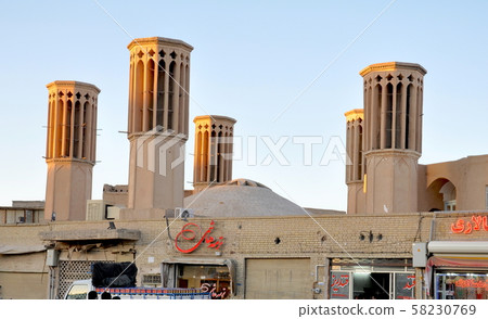 伊朗亞茲德沙漠空調系統Birdgill（風塔） 58230769