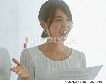 女性辦公室形象 女性辦公室形象 58234980