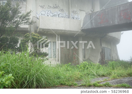Abandoned drive-in (Shizuoka Gendake) 58236968