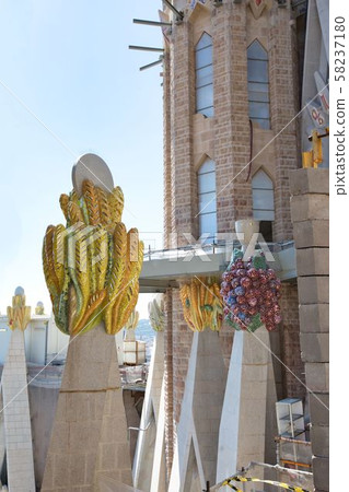 World Heritage Sakurada Familia 58237180