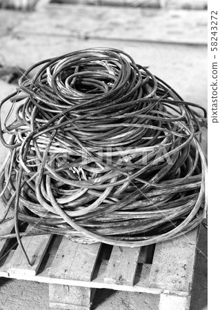 used electrical wires used electrical wires 58243272