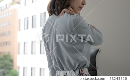 Female portrait 58245526