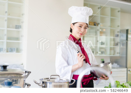 Female cook 58246649