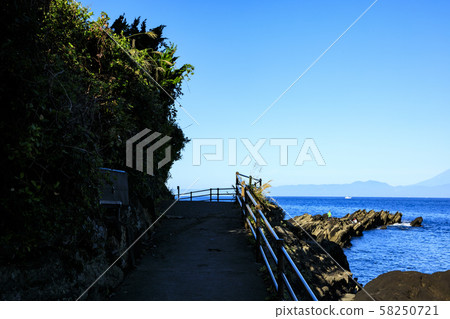 Jogashima (Autumn) Jogashima (Autumn) 58250721