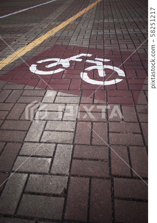 Ilsan Lake Park in Goyang-si, South Korea. The largest artificial lake park in the Orient. 58251217