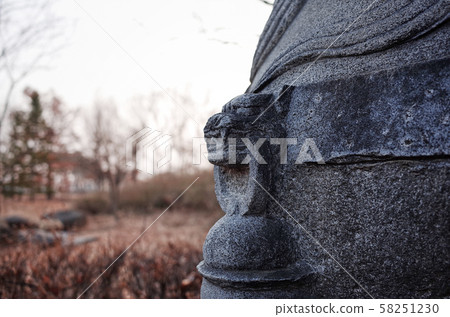 Ilsan Lake Park in Goyang-si, South Korea. The largest artificial lake park in the Orient. 58251230
