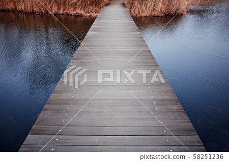 Ilsan Lake Park in Goyang-si, South Korea. The largest artificial lake park in the Orient. Ilsan Lake Park in Goyang-si, South Korea. The largest artificial lake park in the Orient. 58251236