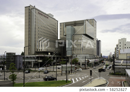 JR Takaoka Station Kojo Park Exit (North Exit) Wing Wing Takaoka (Takaoka City, Toyama Prefecture) 58252827