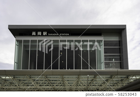 富山縣高岡市JR高岡站瑞龍寺出口（南出口） 58253043