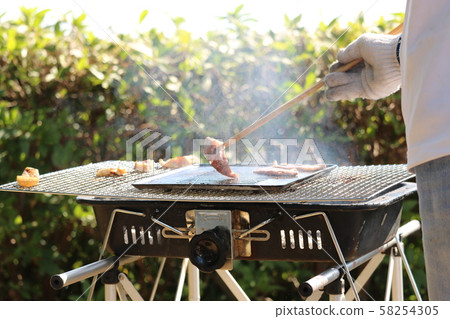 燒烤燒烤木炭燒烤鐵板燒 58254305