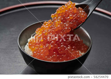 Fresh and delicious salmon roe 58254470