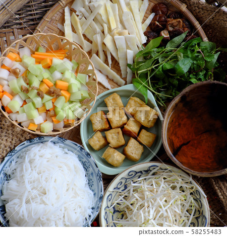 Prepare ingredients to cook bun mang, bamboo shoot noodles 58255483
