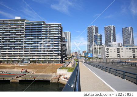 Tokyo 2020 Olympic and Paralympic Olympic Village and high-rise buildings as seen from Toyosu Ohashi 58255925