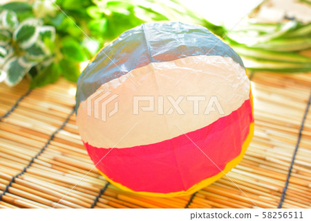 Paper balloon 58256511