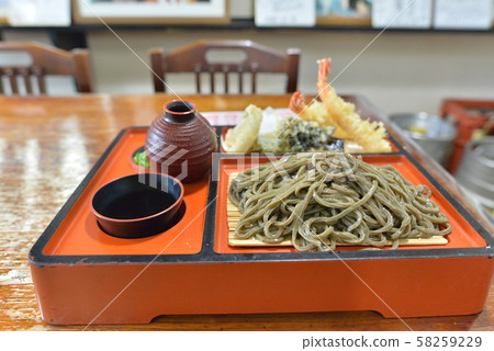 Higashimatsushima specialty nori udon 58259229