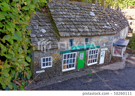 Famous Model Village in Bourton on the Water - UK Famous Model Village in Bourton on the Water - UK 58260111