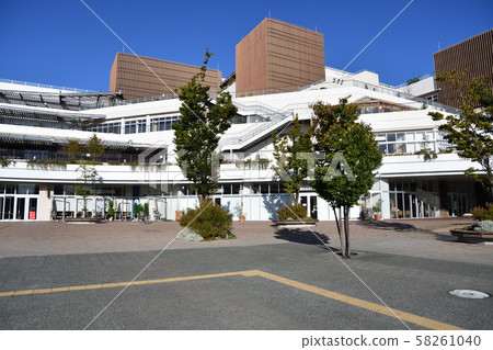 湘南露台購物中心 58261040