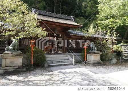 Chieftain Shrine Chieftain Shrine 58263044