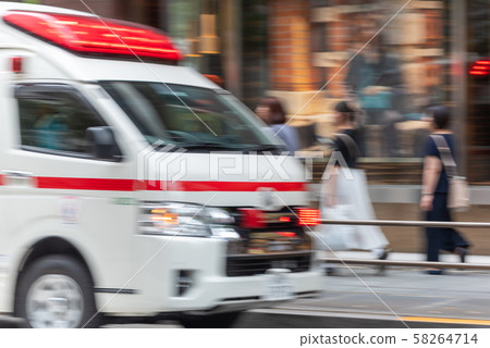 救護車 救護車 58264714