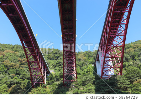 東名水瀨橋(神奈川縣山北町) 東名水瀨橋(神奈川縣山北町) 58264729