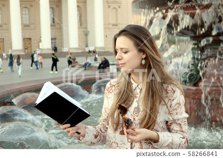 Reading Reading 58266841