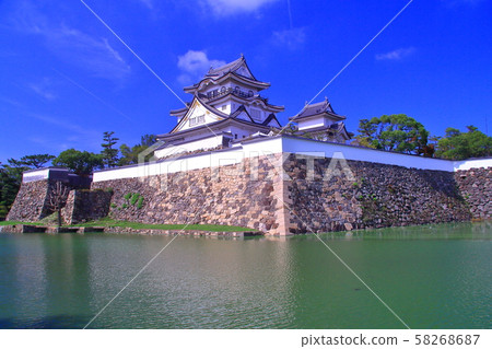 岸和田城（大阪府岸和田市） 58268687