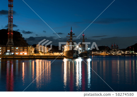 橫須賀軍事港口夜景 58274580