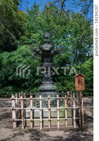 久喜市金宮神社轄區，金燈籠 58284287