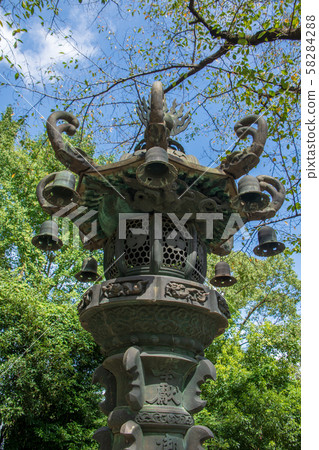 久喜市金宮神社轄區，金燈籠 58284288