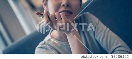 女子 58286335
