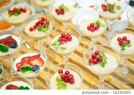 Stylish cake buffet image material - Parfait and Bavarois images Stylish cake buffet image material - Parfait and Bavarois images 58293905