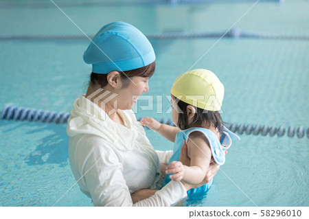 family, mam, mother 58296010