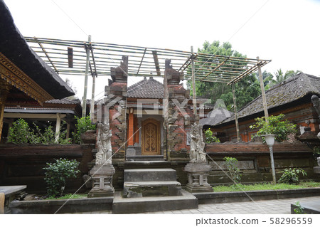 Tirta Unpur Temple Tirta Unpur Temple 58296559