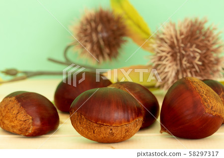 秋天的味道,栗子 秋天的味道,栗子 58297317