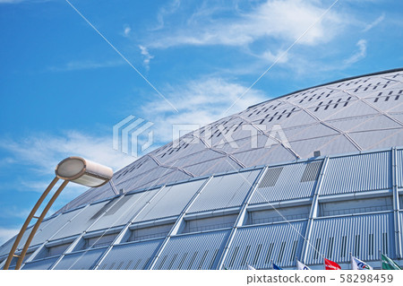名古屋巨蛋屋頂和天空 名古屋巨蛋屋頂和天空 58298459