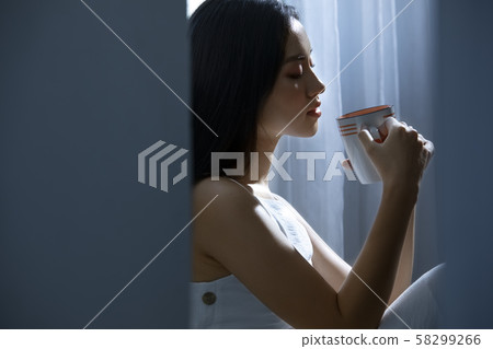 Female Lifestyle 58299266