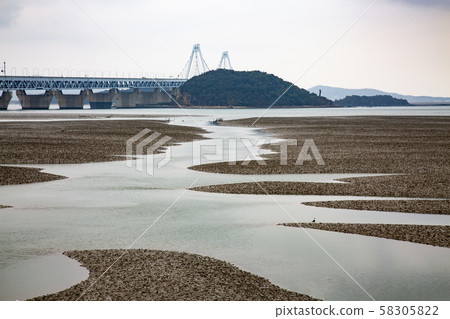 Korean landscape 58305822