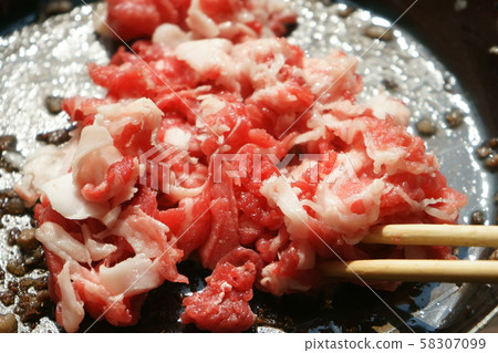 Grill beef slices 58307099