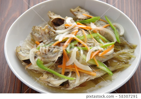 Japanese horse mackerel pickled in a horse mackerel 58307291