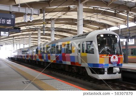 Near the end, the high-speed glittering issue (Niigata Station) Near the end, the high-speed glittering issue (Niigata Station) 58307870