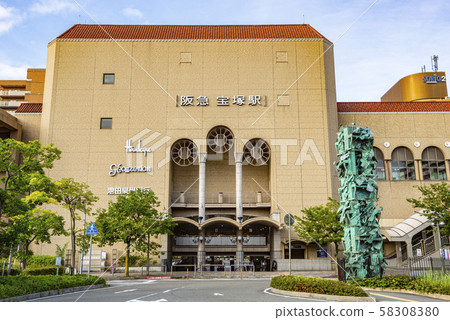 Hankyu Takarazuka Station 58308380