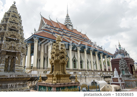 CAMBODIA BATTAMBANG WAT DAMREY SAR TEMPLE 58308685