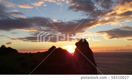 大海和日落 大海和日落 58310027