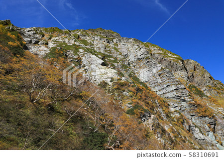 Kitadake Buttress Autumn Leaves Kitadake Buttress Autumn Leaves 58310691