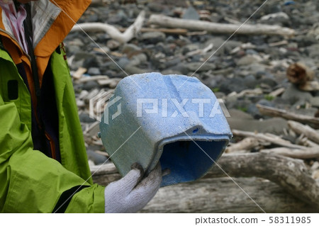 海洋廢物(海洋塑料) 海洋廢物(海洋塑料) 58311985