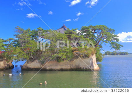 [Miyagi Prefecture] Matsushima Godaido under clear sky 58322056