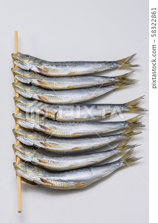 Sardine full round dried 58322861
