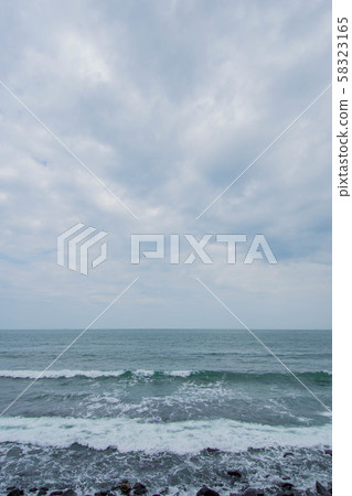 沿著海岸的風景 58323165