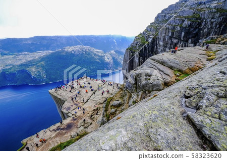 Fjord 58323620