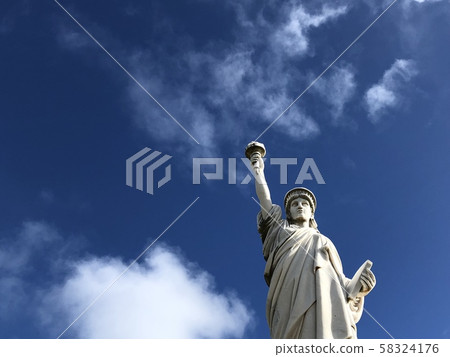 自由女神像 58324176